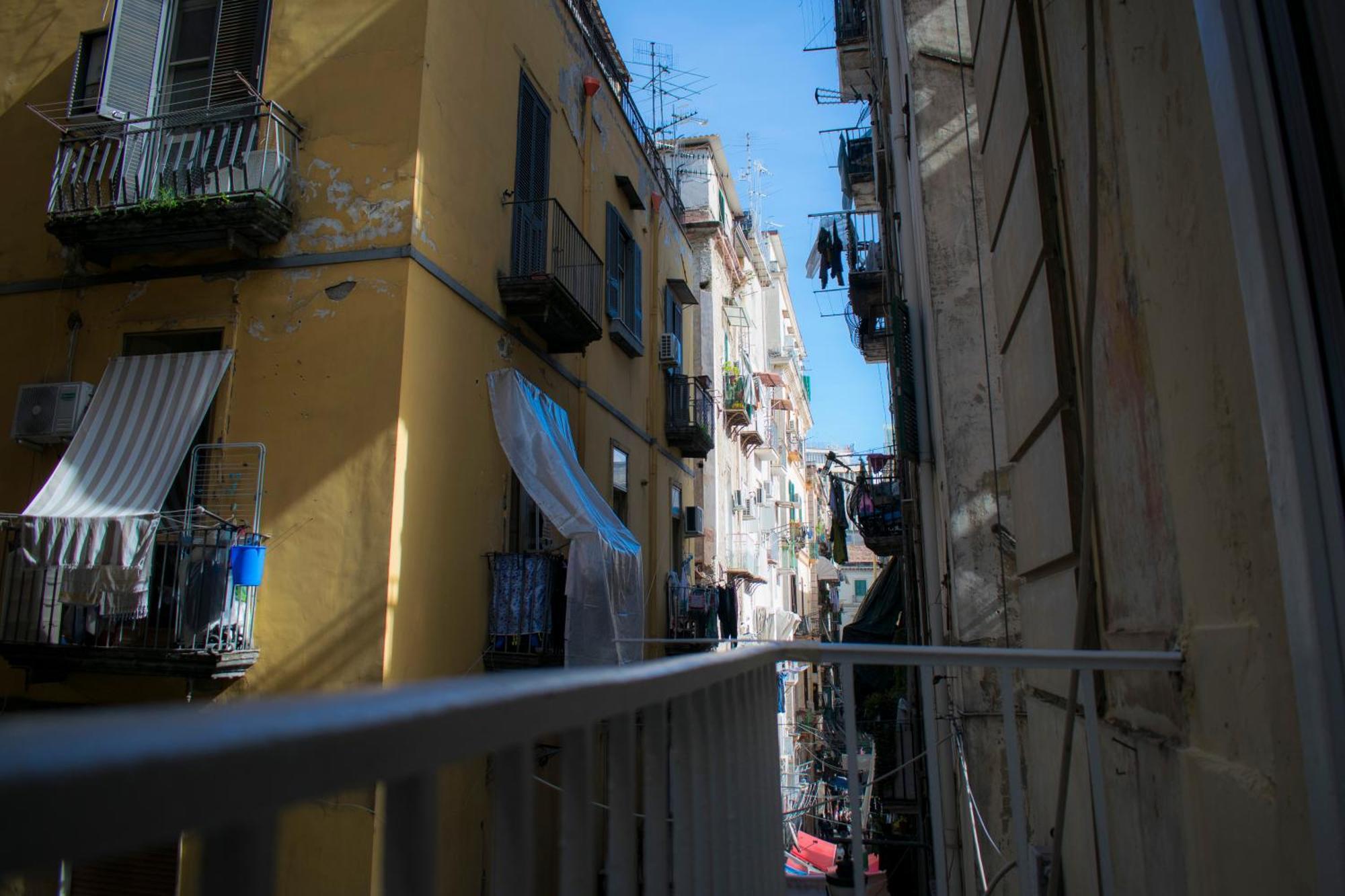 La Sciantosa Quartieri Spagnoli Naples Luaran gambar